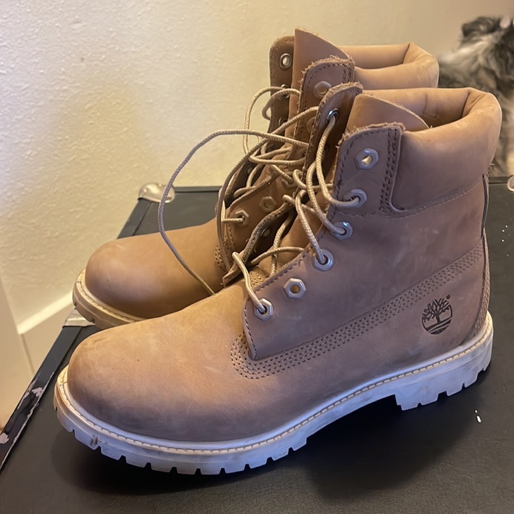 Timberland Boots - Picture 2 of 2